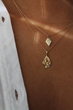 Load image into Gallery viewer, Dripping Gold Nugget