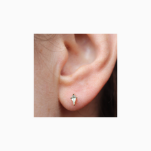Load image into Gallery viewer, 14k Pistachio Green Sapphire Studs