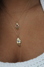 Load image into Gallery viewer, Diamond Tanzanite Hand
